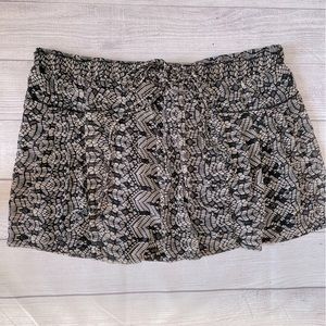 *3 for $20* Charlotte Russe Mini-Skirt, Abstract Neutral Print, sz XL